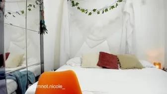 nicolemanson recorded nude video 10052