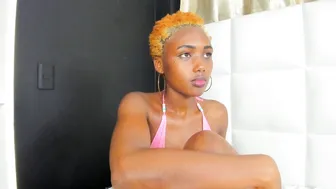 amira_davis recorded nude video 100011