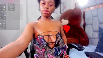 hazel_lane webcam video (07-14-2025)