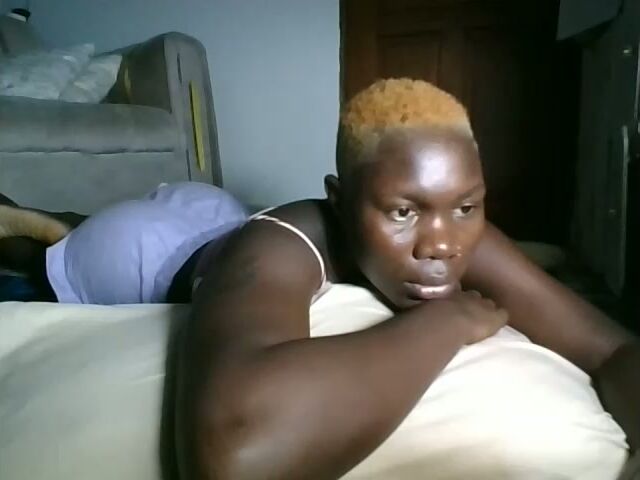 Sexqueen02 sex chat 07-14-2025