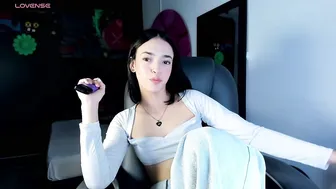 Miia_bratz posing on cam 30-May-2026