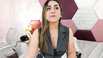 Ariarous lovense - (05/30/2026)