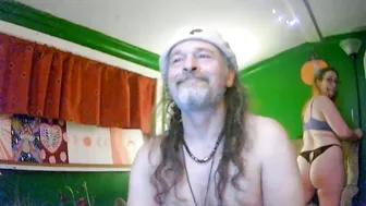 hippiedad333 05/30/2026 c2c