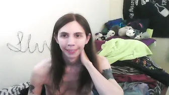 Totalfuckingadorable interactivetoy free cam show
