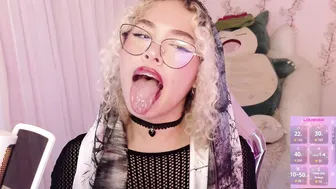 haelycute recorded nude video 1001286
