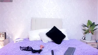 Valentinarivers smalltits on webcam