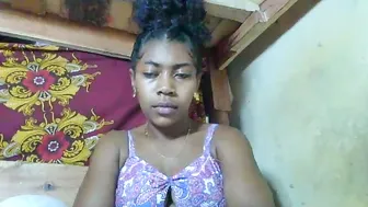 Rasoaa bigass live cam show