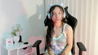 honney_bunny18 recorded nude video 1002882