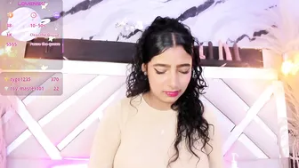 zoe_johnsonn1 brunette 31-May-26