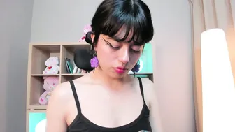 Saphyralux naked on cam 05-31-2026