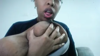 emilyhines__ hot webcam video posing on webcam