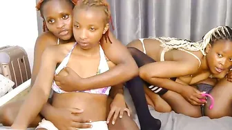 myline_ new naked on cam