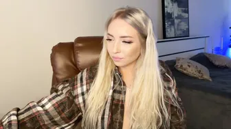 ohmyemma recorded nude video 1005453