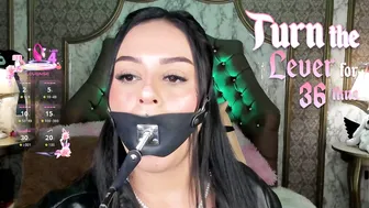 Soffiqueen porn chat video 01-Jun-2026