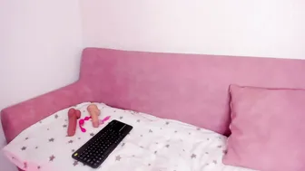Coralinered horny amateur video - 06-01-2026