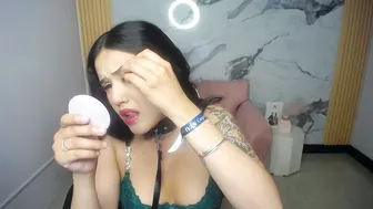 Ailyn_ch1 sex chat cam 02-Jun-2026