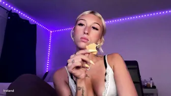 itsirelandbby recorded nude video 1007143