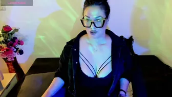 laura_sinner sex video 02 June 2026