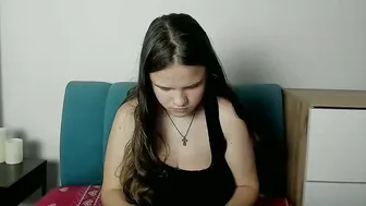 Adelecruzz hairypussy - 06/02/2026