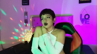 Akiradoom_ mistress cam girl