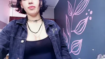 kiara_fox__ 03-Jun-2026 hairy