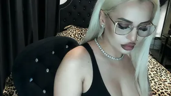 lovelyblondyxxx recorded nude video 1009478