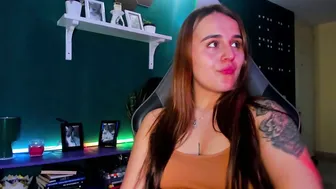 evy_orange1 recorded nude video 1009676