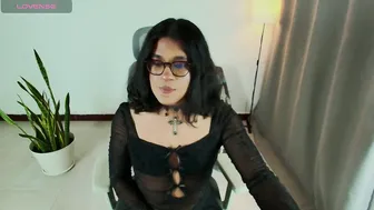 succubus_vitta amateur cam show 06/03/2026