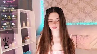 holymiax nude cam 06/03/2026