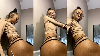 petitetingz recorded nude video 1010066