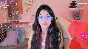 Mia_smoke_ 03 June 2026