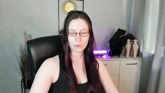Emma_lust94 03-Jun-2026 nonnude