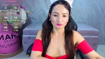 Paulette37_a on webcam 03-Jun-26