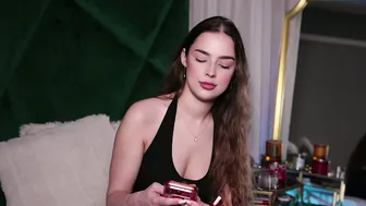 Scarletcolesx cam sex posing on webcam