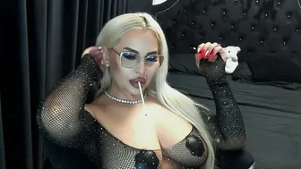 Lovelyblondyxxx xxx premium porn