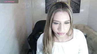 evy_lux_v cam video 06/04/2026