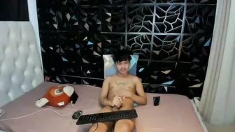 urmasterhardcock recorded nude video 1012850