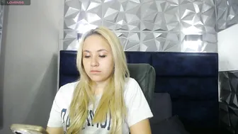Angel_white25 nude (06-04-2026)