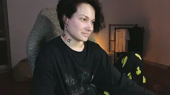 esajukyy smalltits webcam video