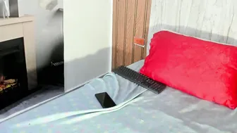 alika01_ ebony nude on cam
