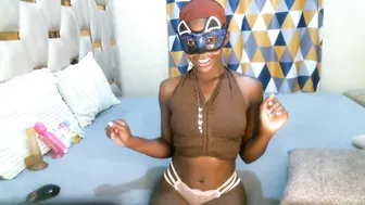 Remmyqueen porn cam chat (06-05-2026)