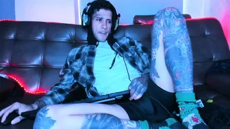 Jhonny_ackerman cam sex 05-Jun-26