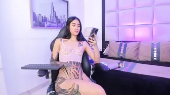 Meganpresleyy on webcam (06-05-2026)