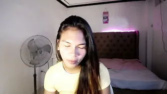 lovely_oliviax pinay horny amateur