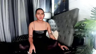 Asianhugecockjulia1 hot webcam porn video 06-06-2026