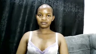 jannyshiko75 pregnant cam chat
