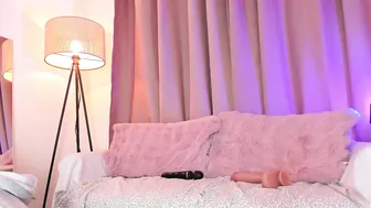 lolly_js_ horny amateur 07 June 2026