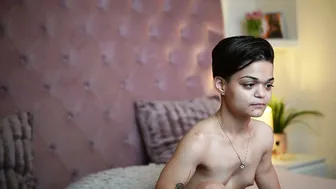 maiamini recorded nude video 102299