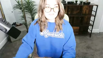 quervoqueen1 recorded nude video 102320