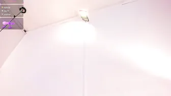 Antonellepiercee (06-07-2026)